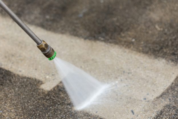 karcher pressure washers - turbo nozzles cleaning a carpet